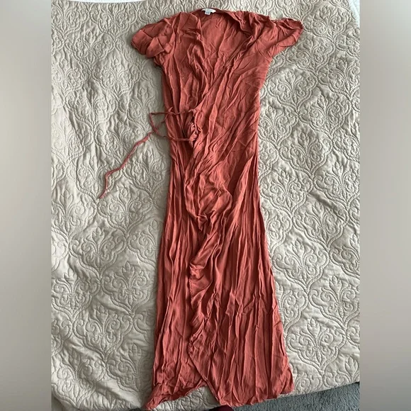 american eagle silk dress AE77 Premium Silk Maxi Dress at Hamilton Place in Chattanooga, TN